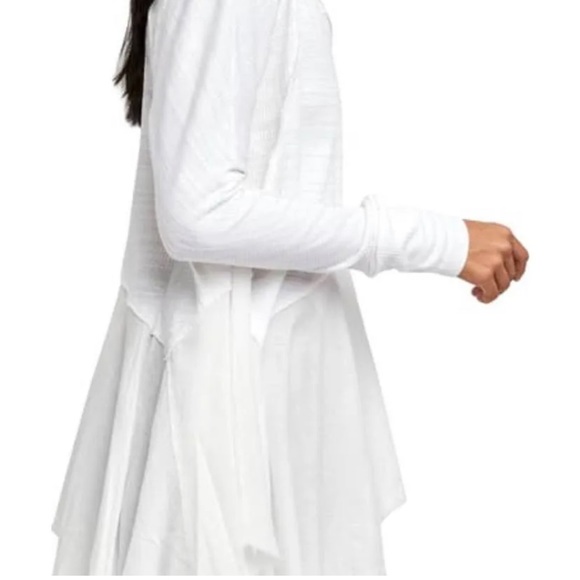 Free people white comin in hot tunic size Small - Picture 2 of 8